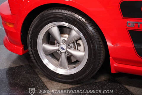2005 Ford Mustang