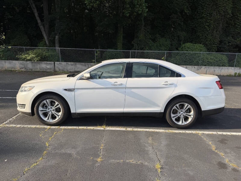 2015 Ford Taurus SEL