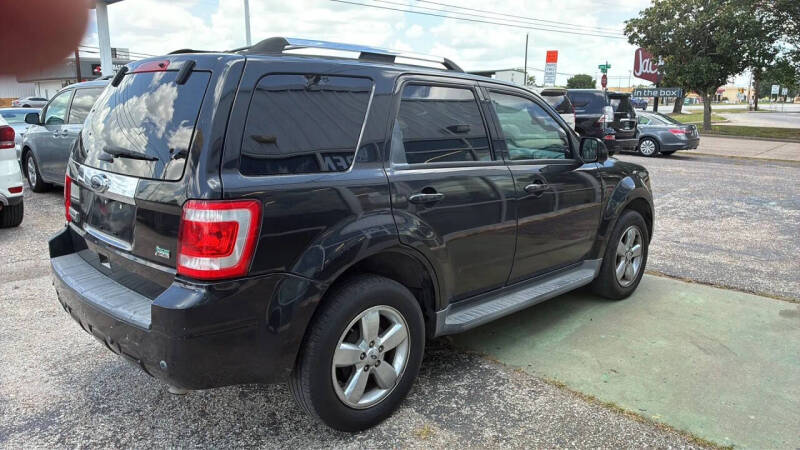 2011 Ford Escape Limited