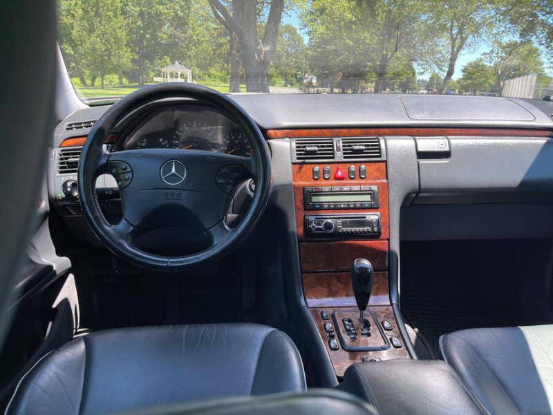 2002 Mercedes-Benz E-Class E 320 4MATIC