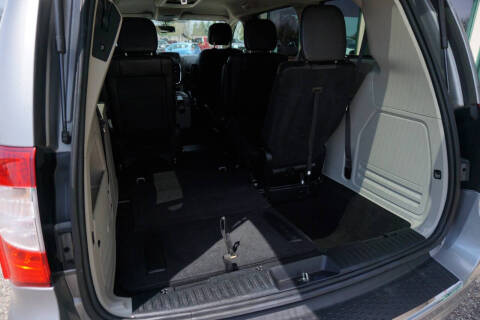 2016 Chrysler Town and Country Touring