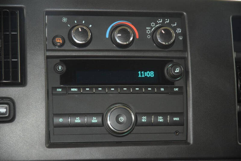 2024 Chevrolet Express LT 3500