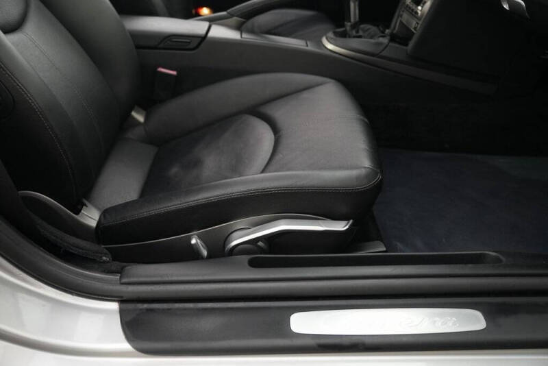 2005 Porsche 911 Carrera