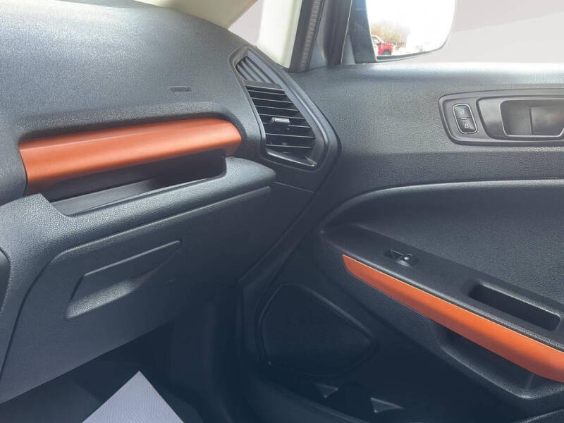 2018 Ford EcoSport SES