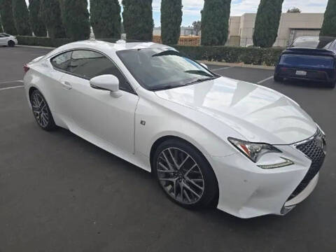 2017 Lexus RC 200t