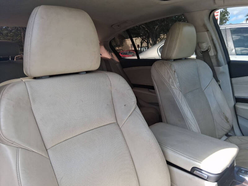 2015 Acura RLX w/Navi