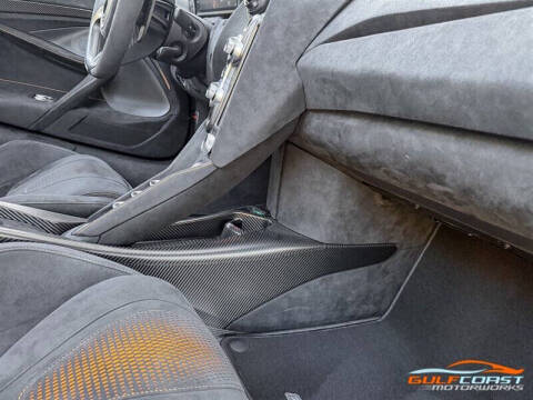 2021 McLaren 765LT