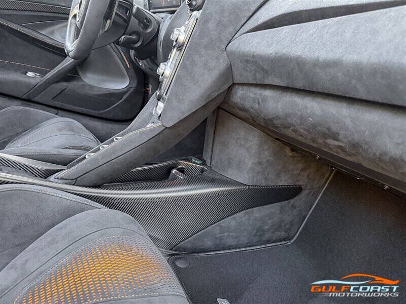 2021 McLaren 765LT