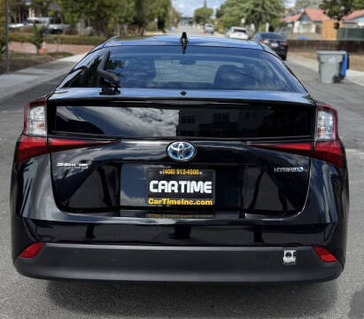 2020 Toyota Prius LE