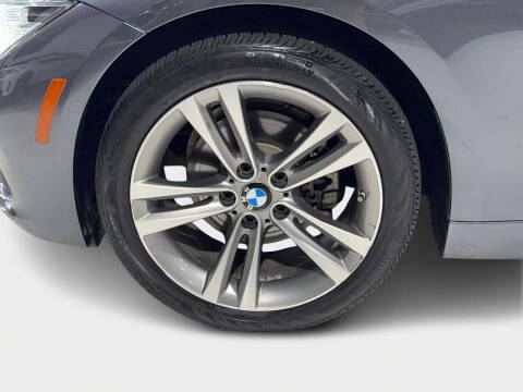 2017 BMW 3 Series 330i