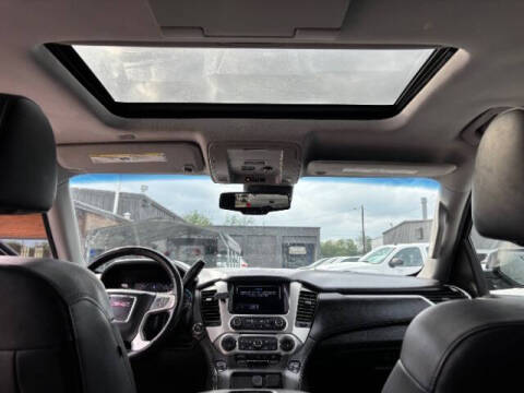 2017 GMC Yukon XL SLT