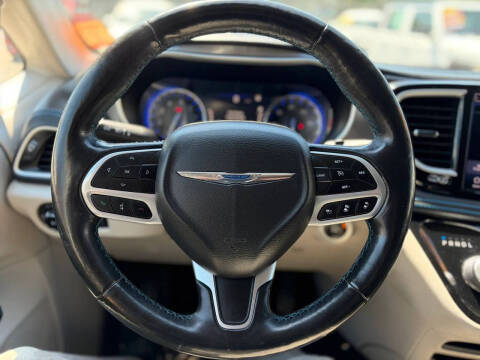2021 Chrysler Pacifica Touring L