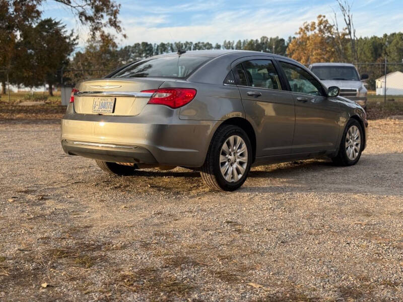 2013 Chrysler 200 LX