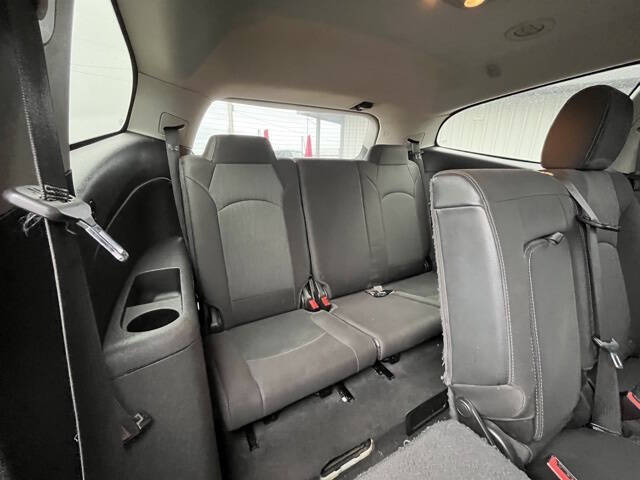 2017 Chevrolet Traverse LT