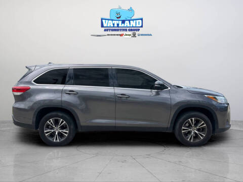 2019 Toyota Highlander LE Plus