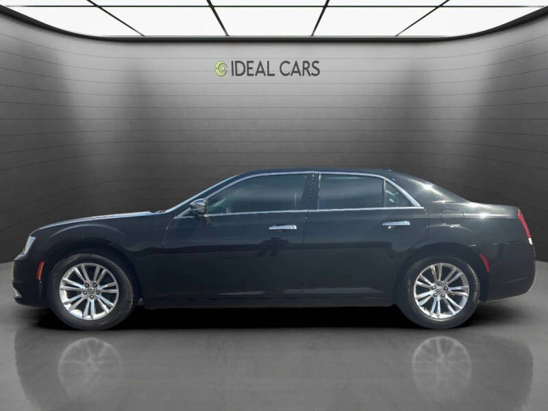 2016 Chrysler 300 C