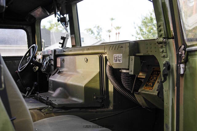 1993 AM General Hummer