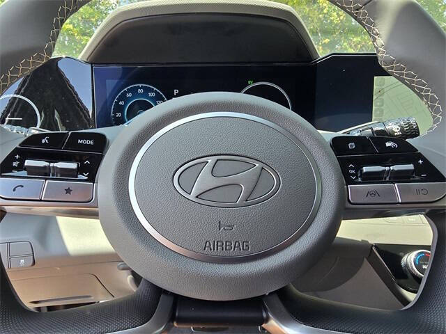 2025 Hyundai Elantra Hybrid SEL Sport