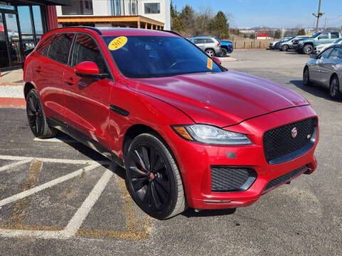 2017 Jaguar F-PACE S
