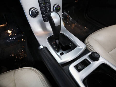 2012 Volvo C70 T5 Premier Plus