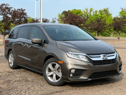 2020 Honda Odyssey for sale at Direct Auto Sales LLC in Osseo MN
