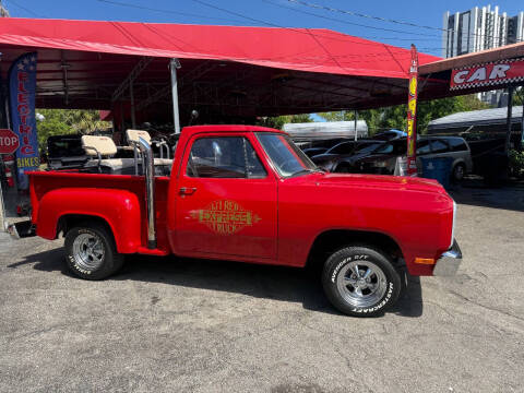 1982 Dodge Little express