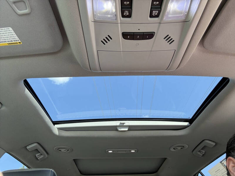 2020 GMC Acadia SLT