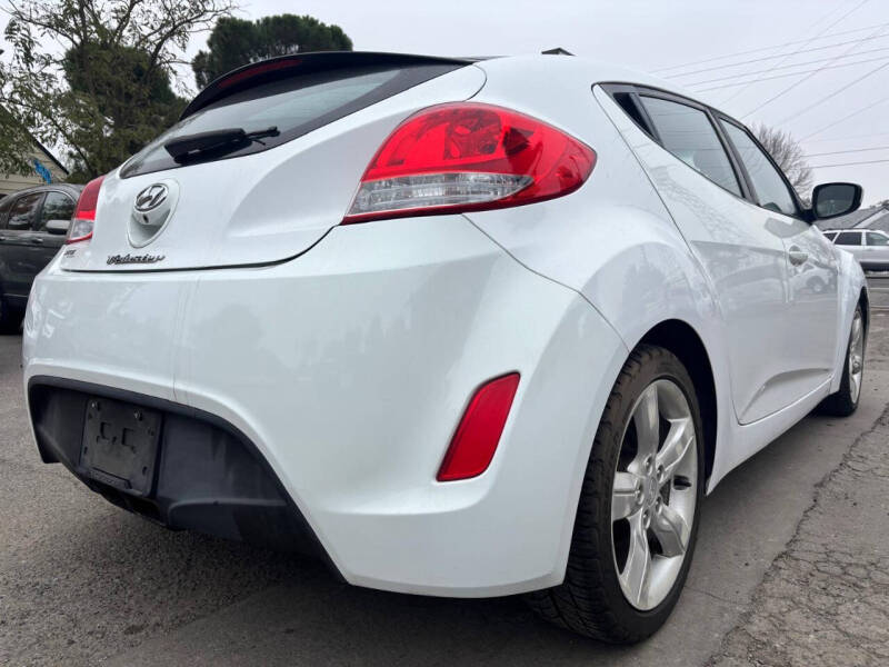 2017 Hyundai Veloster Value Edition