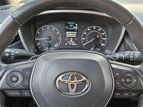 2024 Toyota Corolla Hatchback SE