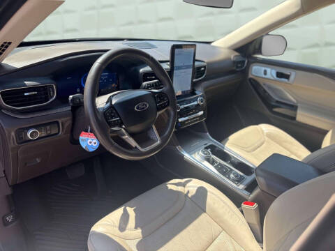 2021 Ford Explorer Platinum