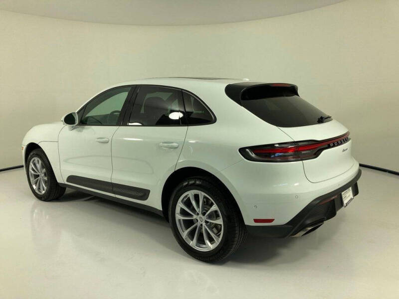 2022 Porsche Macan