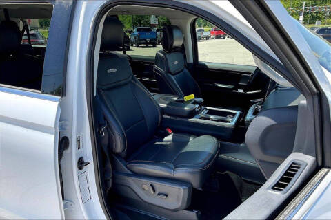 2025 Ford Expedition MAX Platinum