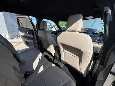 2017 Ford Explorer Platinum