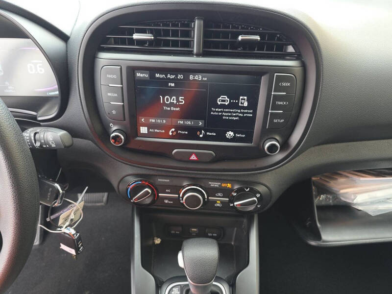 2025 Kia Soul LX