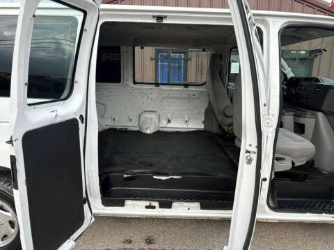 2011 Ford E-Series E-150