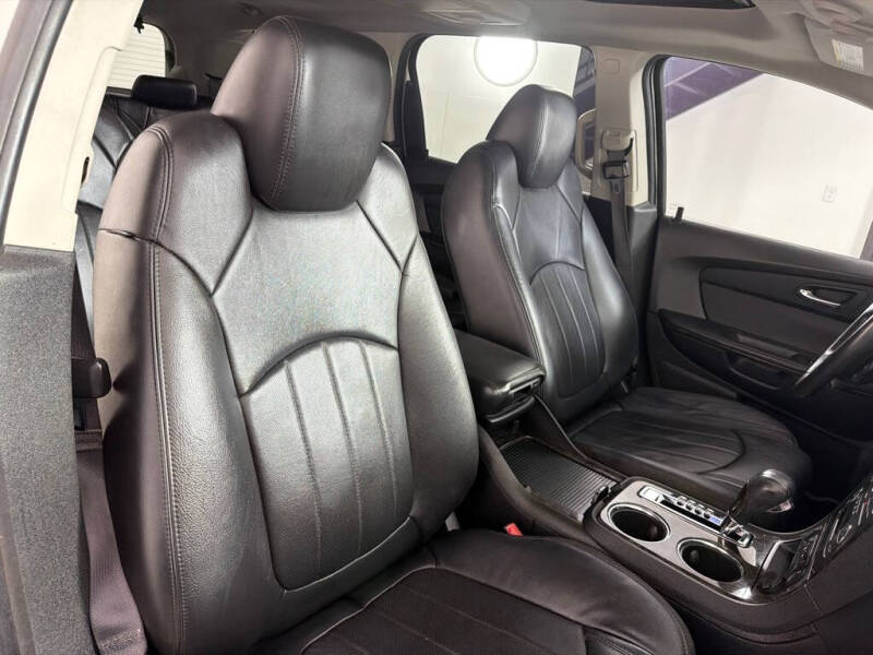 2011 GMC Acadia Denali