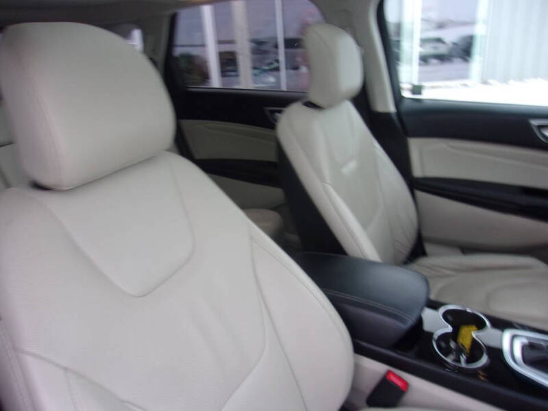 2015 Ford Edge Titanium