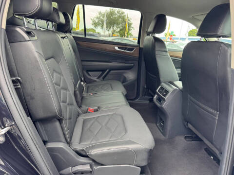 2024 Volkswagen Atlas SE