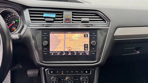 2018 Volkswagen Tiguan 2.0T SEL
