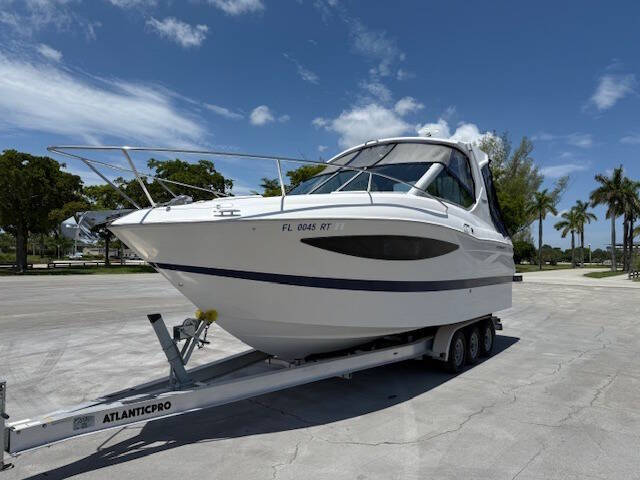 2012 Four Winns V305