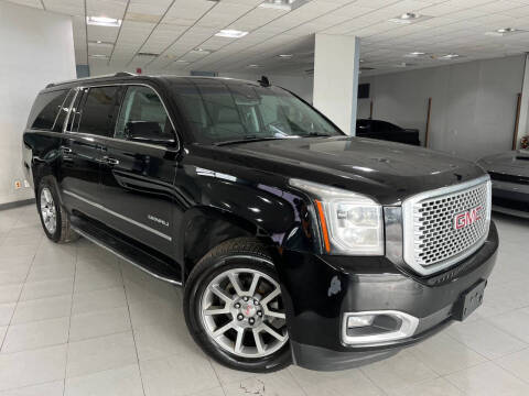 2017 GMC Yukon XL for sale at Auto Mall of Springfield in Springfield IL