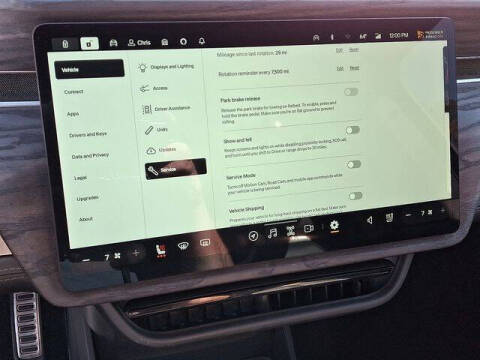 2023 Rivian R1S Adventure