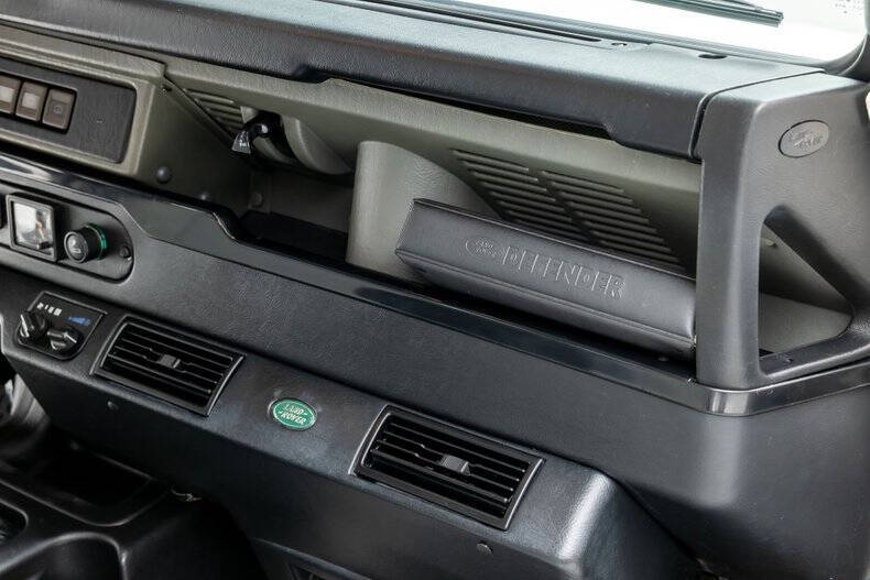 1997 Land Rover Defender 90