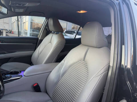 2019 Toyota Camry SE