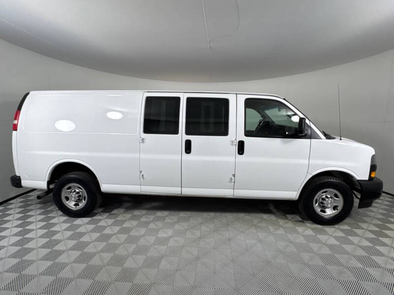 2019 Chevrolet Express 3500