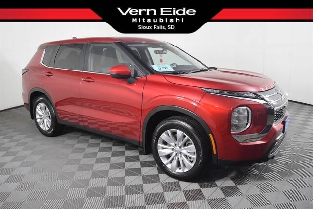 2025 Mitsubishi Outlander ES