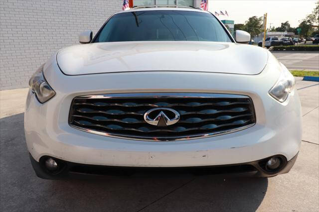 2010 Infiniti FX35  - $9,697