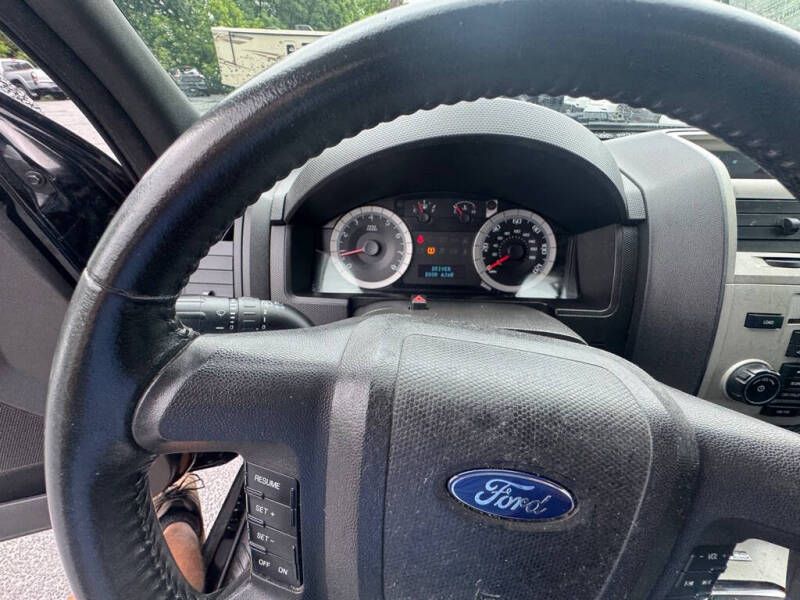 2009 Ford Escape XLT
