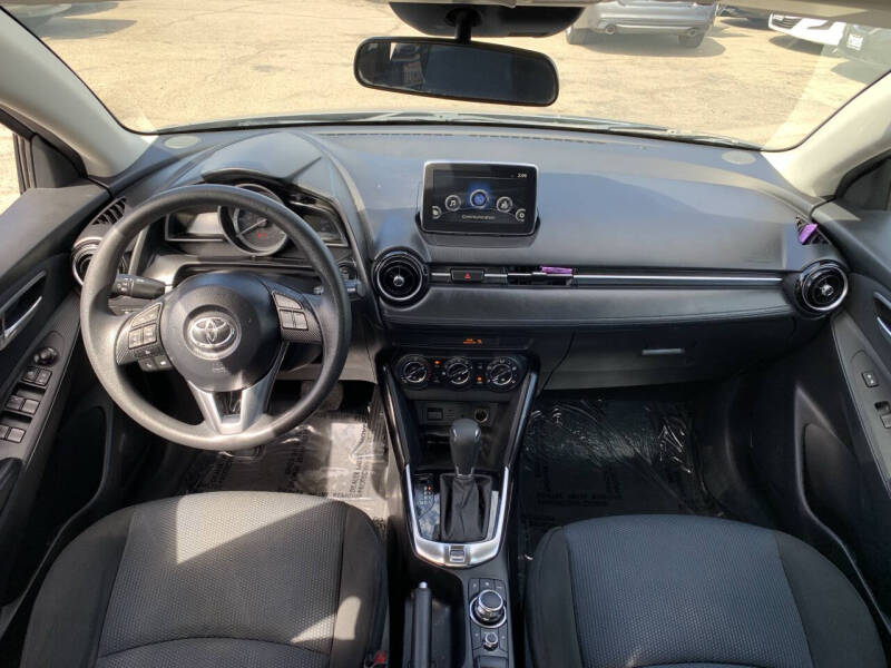 2017 Toyota Yaris iA