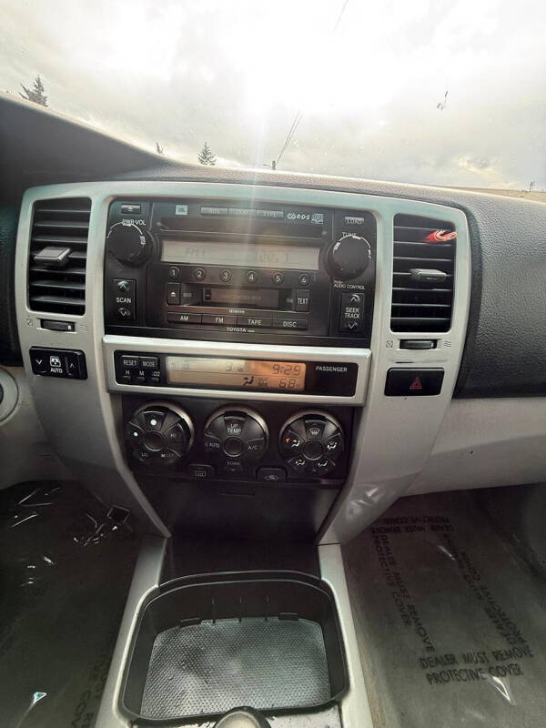 2004 Toyota 4Runner SR5